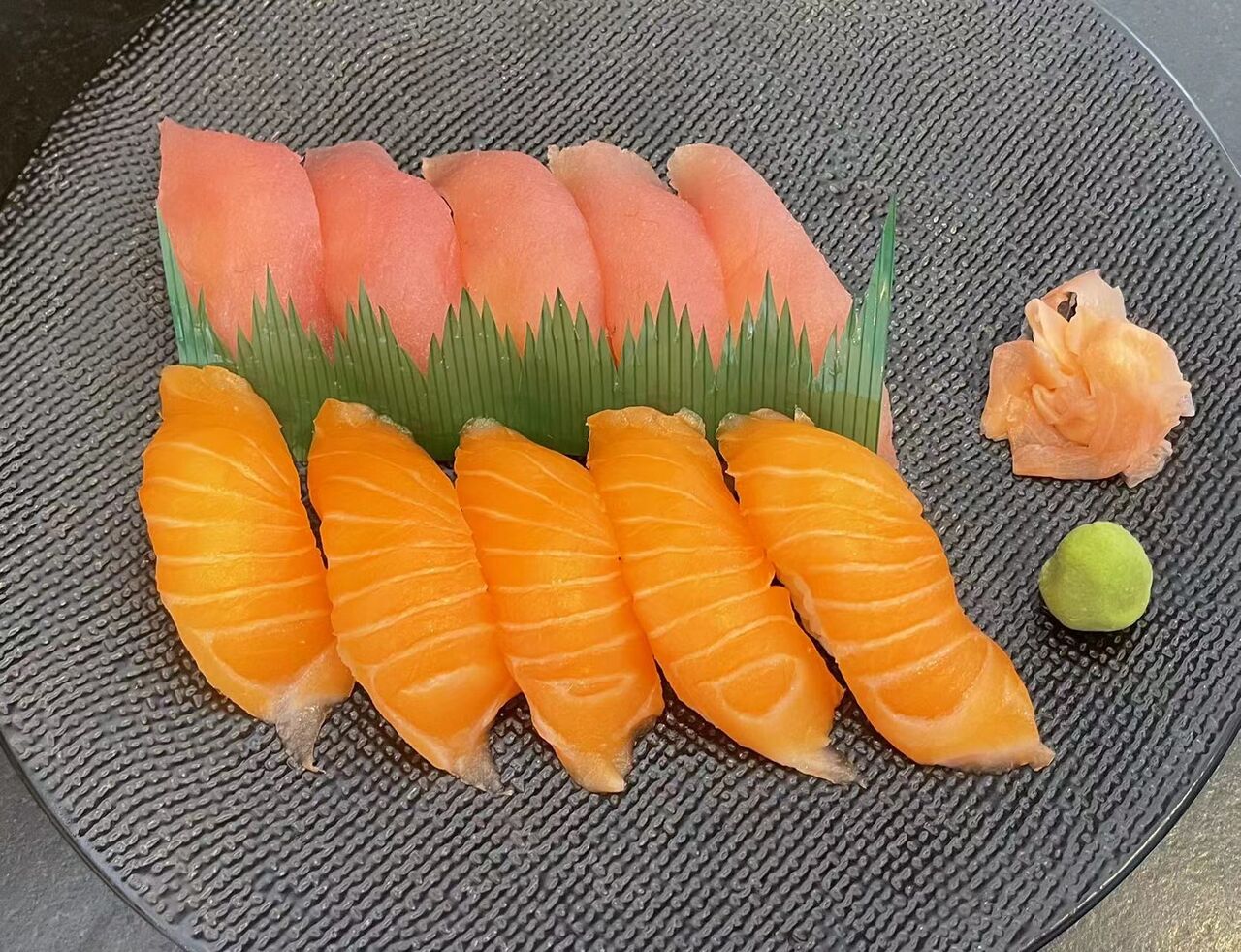 M2 Sushi saumon et thon