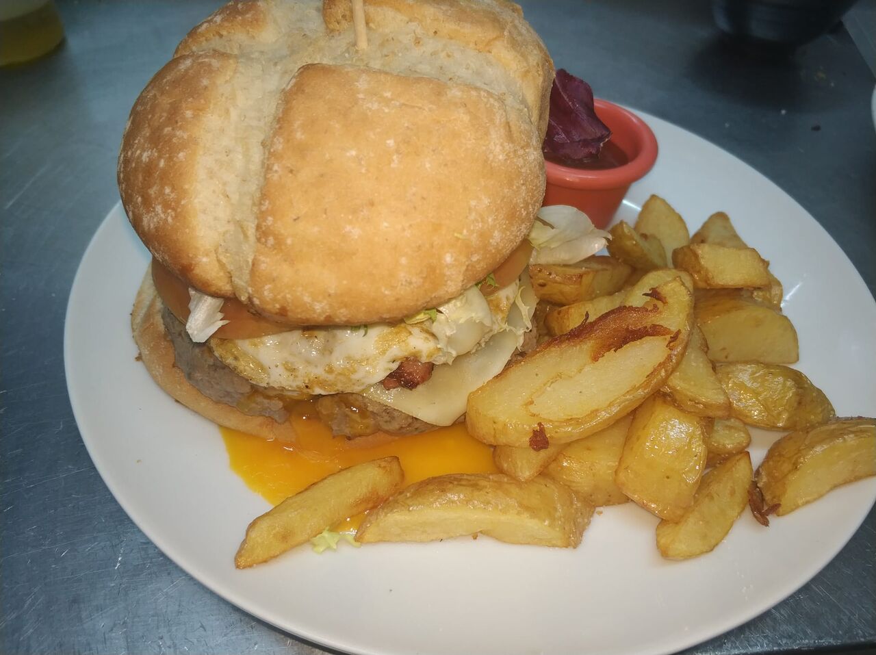 HAMBURGUESA LA CALZADA 