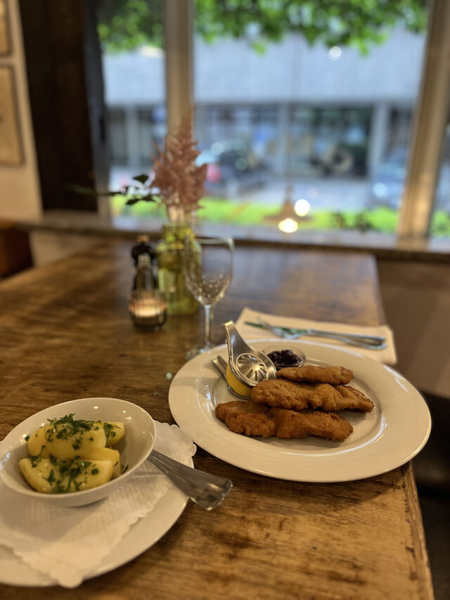 Wiener Schnitzel mit Petersilienkartoffeln