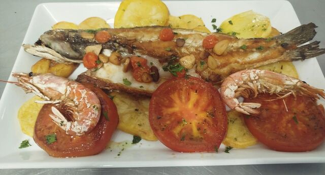 Lubina a la espalda