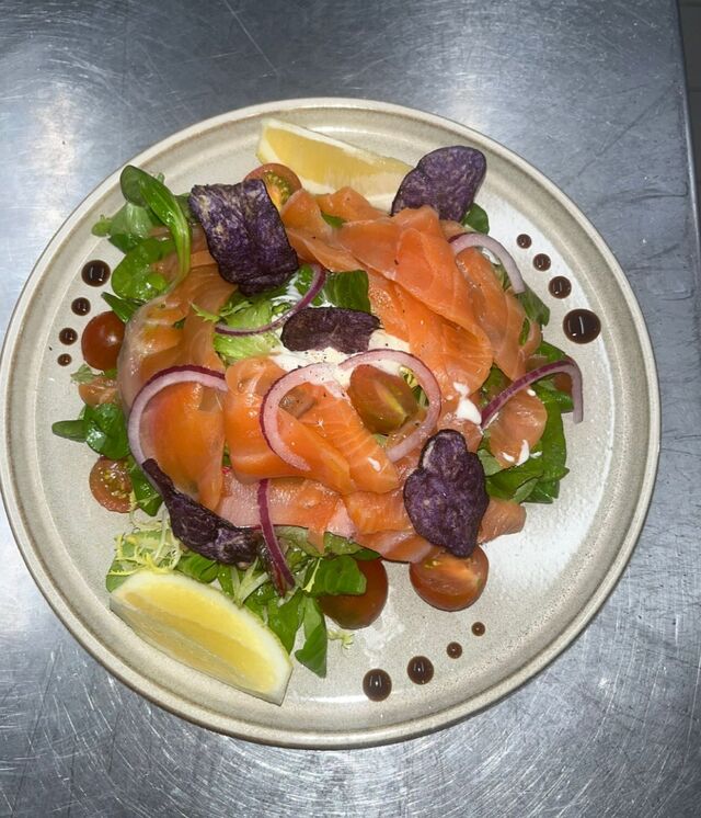 Assiette de Saumon fumé maison