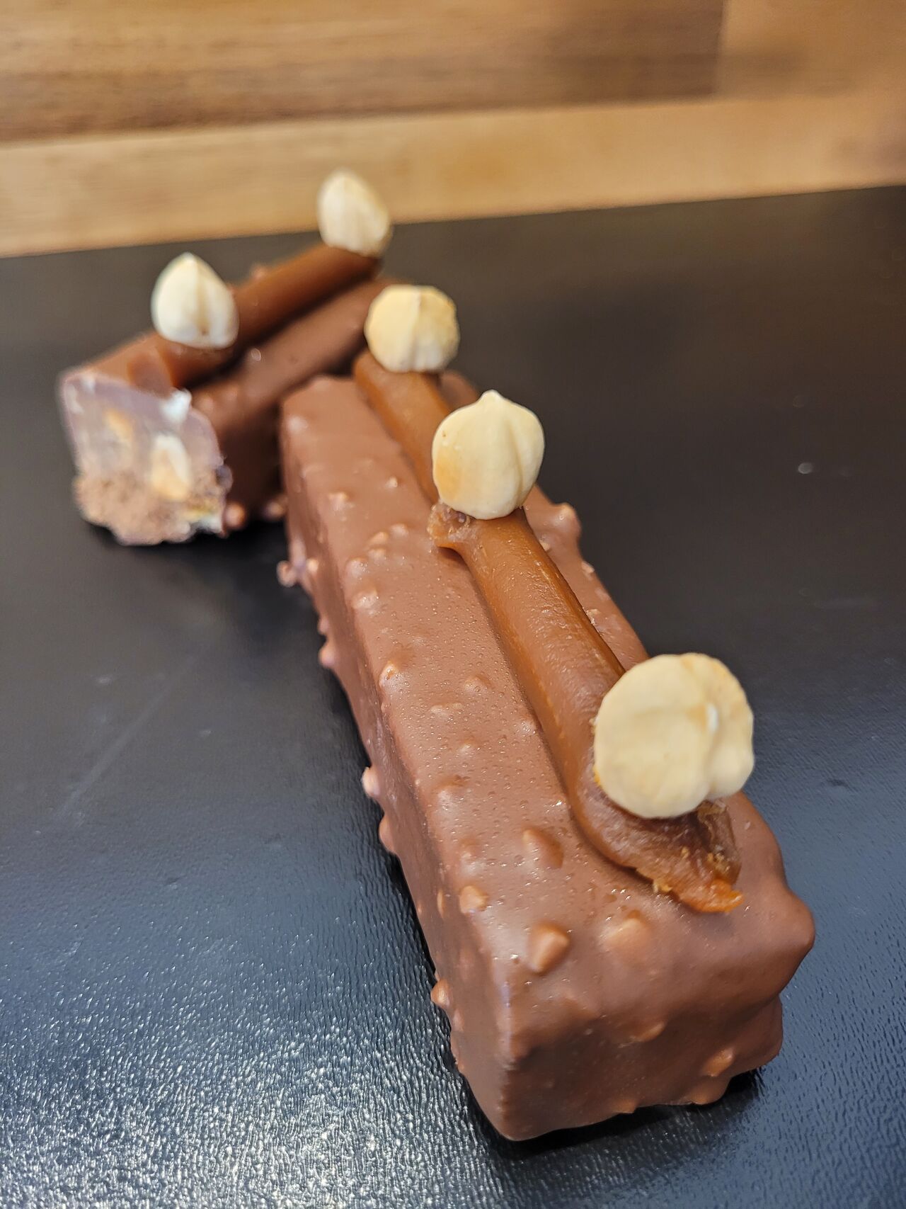 BARRE NOISETTE sablé breton, chocolat gianduja
