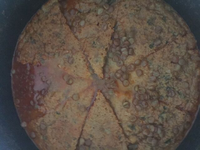 Tahvoulet el merka, plat typiquement kabyle, sauce aux lentilles parfumée à la menthe fraiche 