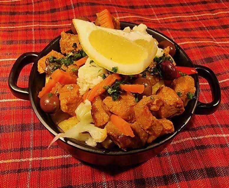 Carne de Porco à Portuguesa, uma das Sugestões do Menu Executivo.