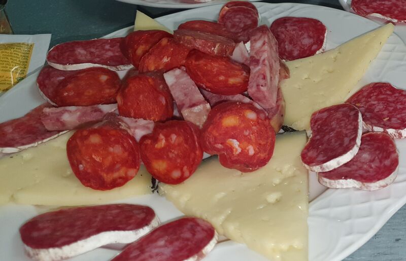 VARIEDAD DE ENBUTIDO 