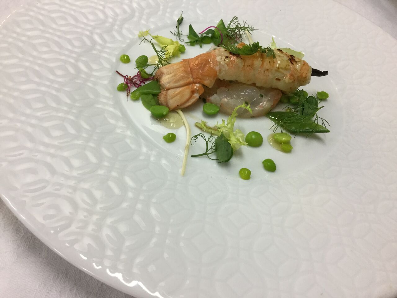 Langoustine rôtie coulis de roquette.
