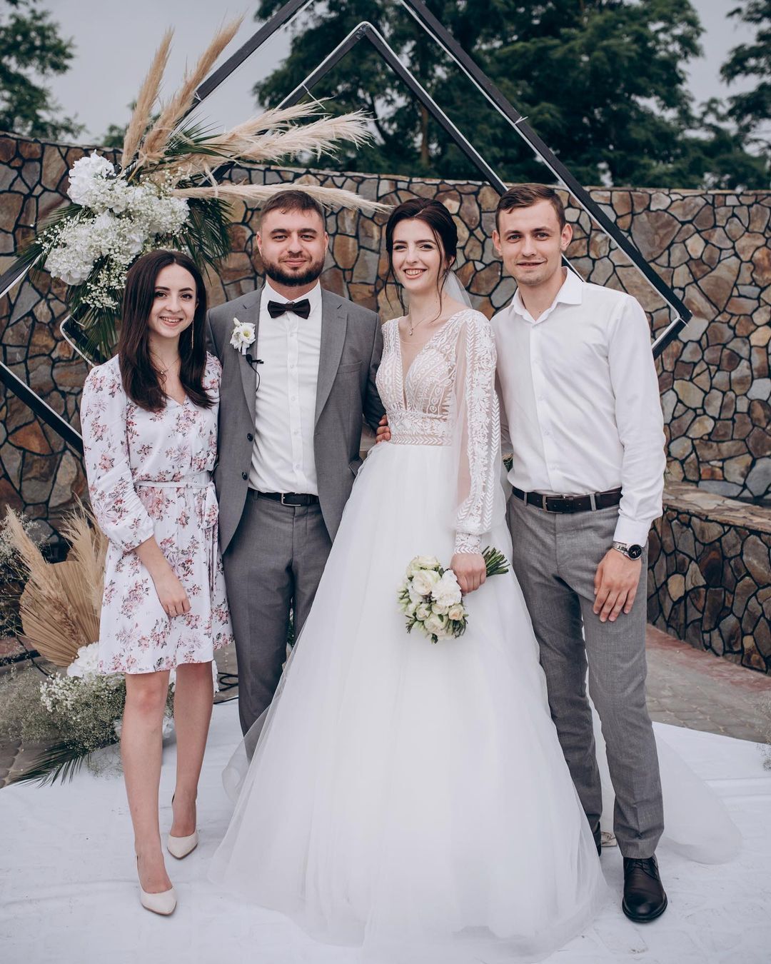 Весілля на Пагорбі