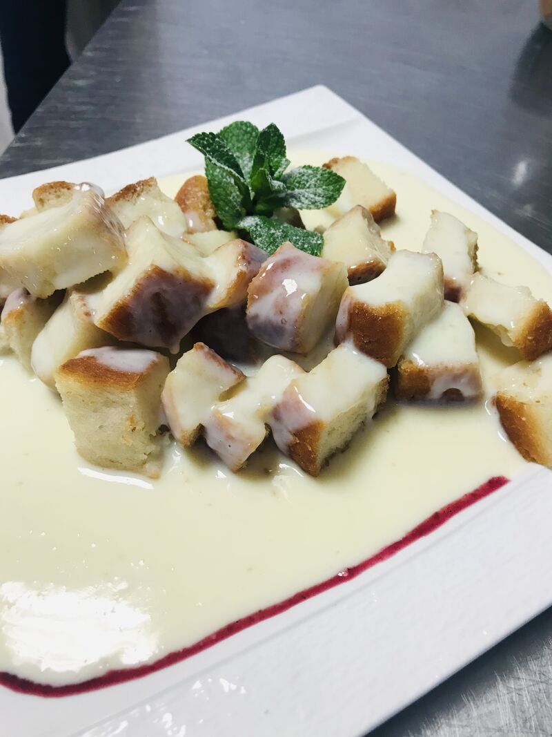 Dukatové buchtičky s vanilkovým krémom