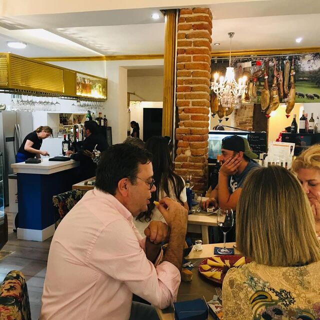 NUESTRO LOCAL GOURMET