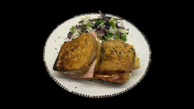 Sajtos-sonkás bundi