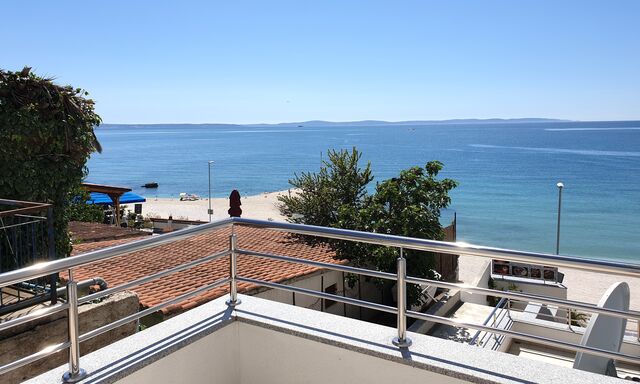 Family Room Balcony Side Sea View