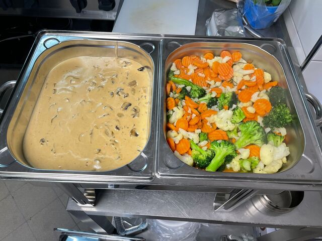 Catering Gemüsemix & Pilzrahmsoße 