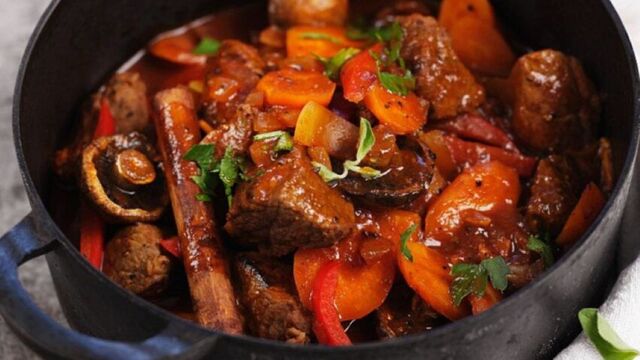 RAGOUT DE BOEUF A L ANCIENNE