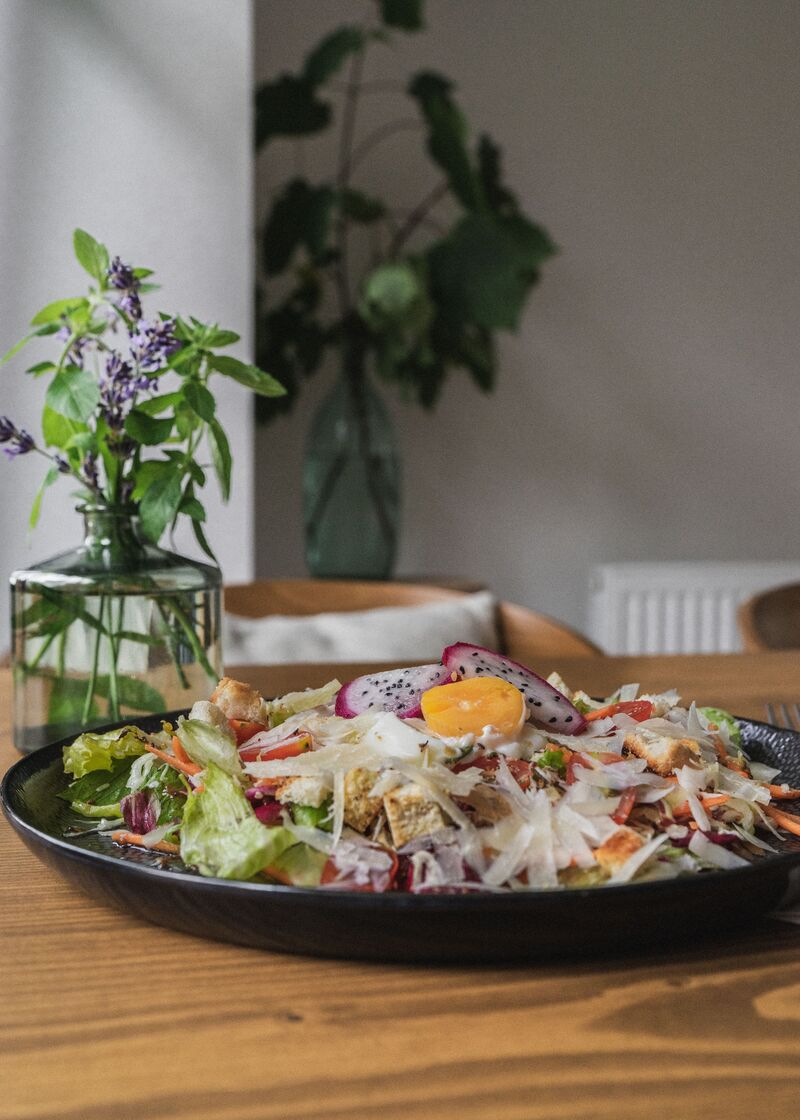 Vegetariánské - pohankový salát s hlívou a brynzou