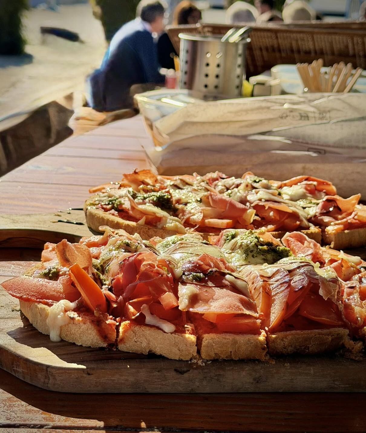 Bruschetta au jambon cru
