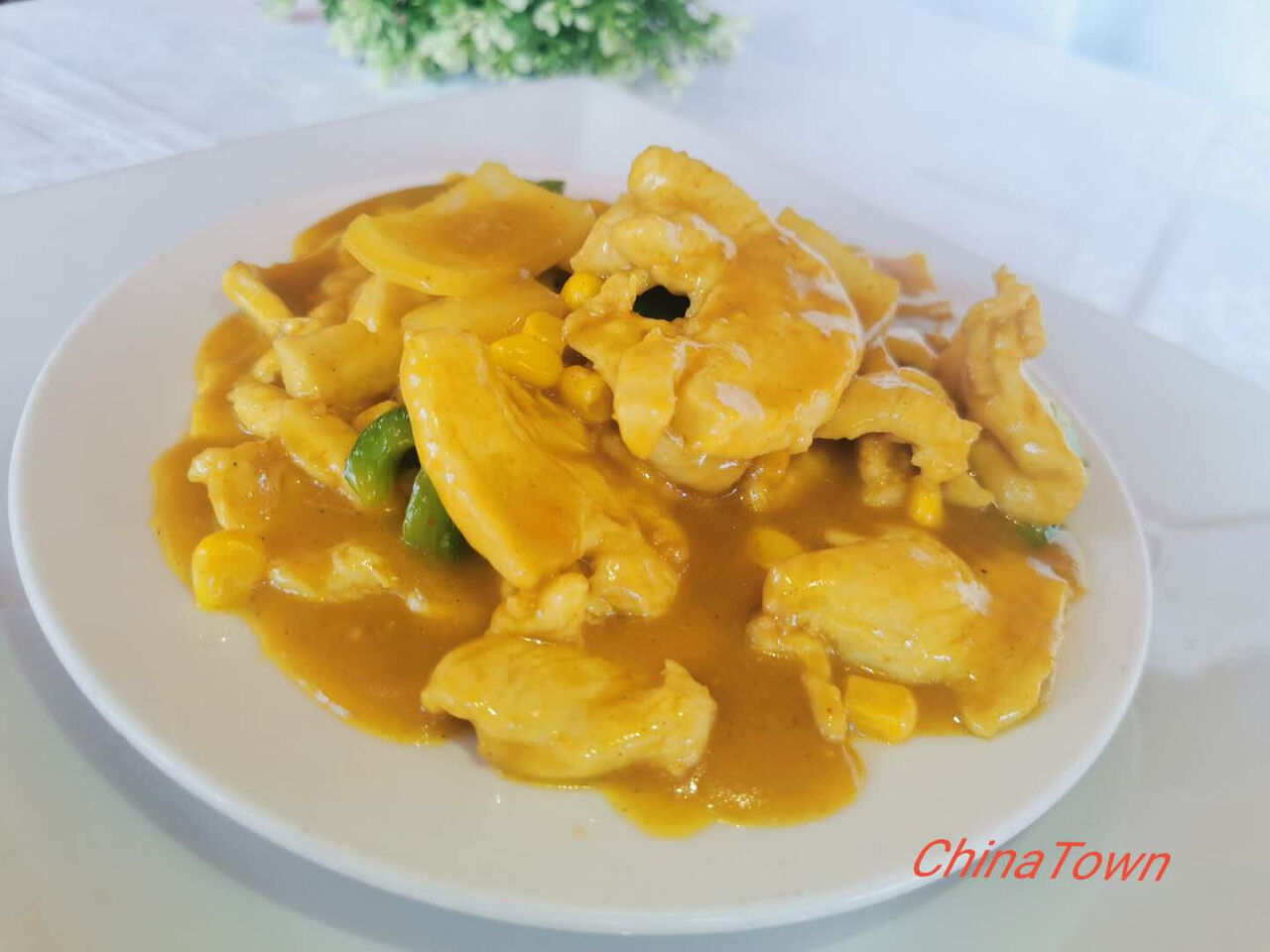 Pollo con salsa curry