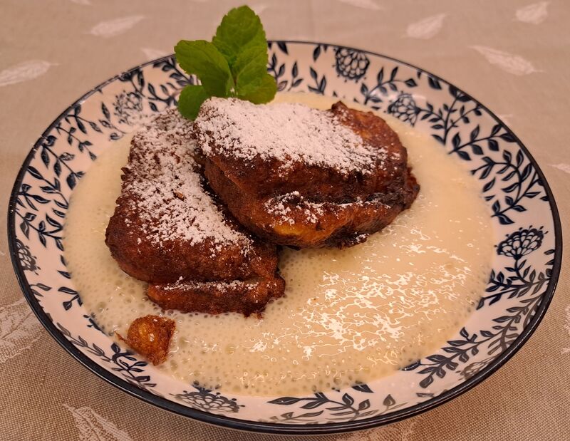 Powidlpofesen mit Vanillesauce