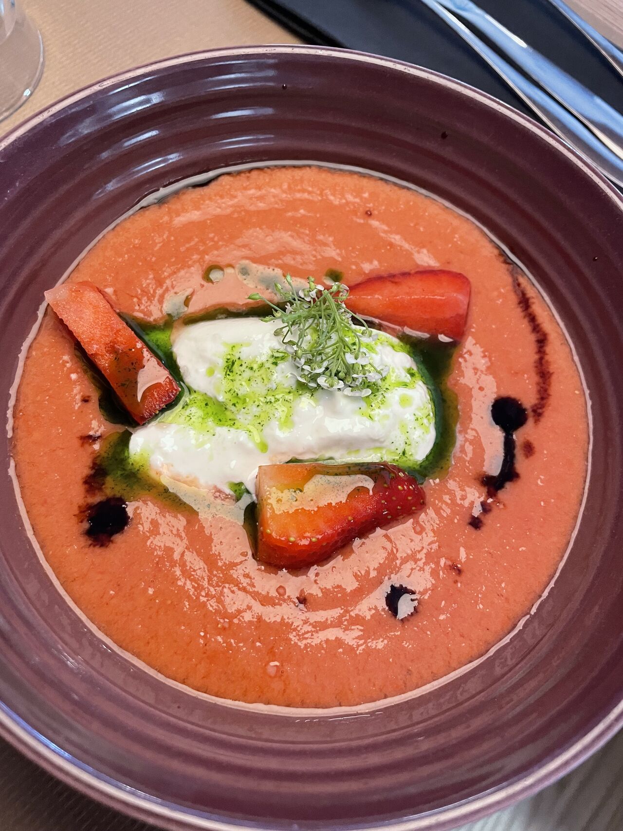 Velouté de tomates et fraises