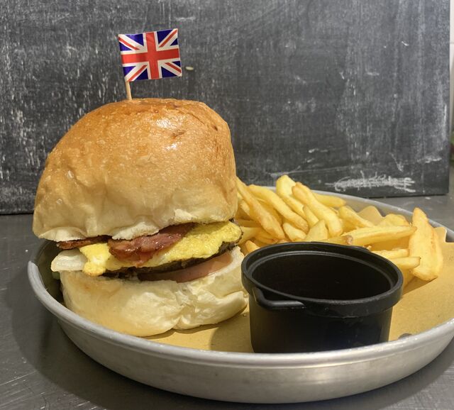 Breakfast Burger🏴󠁧󠁢󠁥󠁮󠁧󠁿