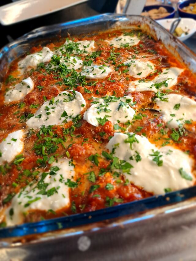 Aubergines avec sauce tomate, parmesan et mozzarella di bufala