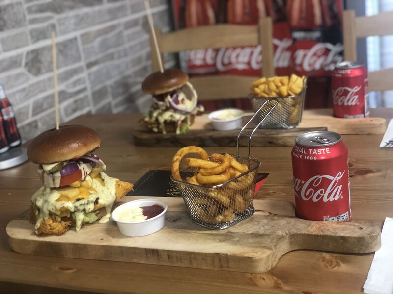  Amins
Burger Menu
100% Halal 