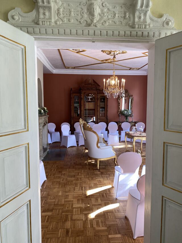 Kaminzimmer - Standesamtliche Trauungen und Feierlichkeiten