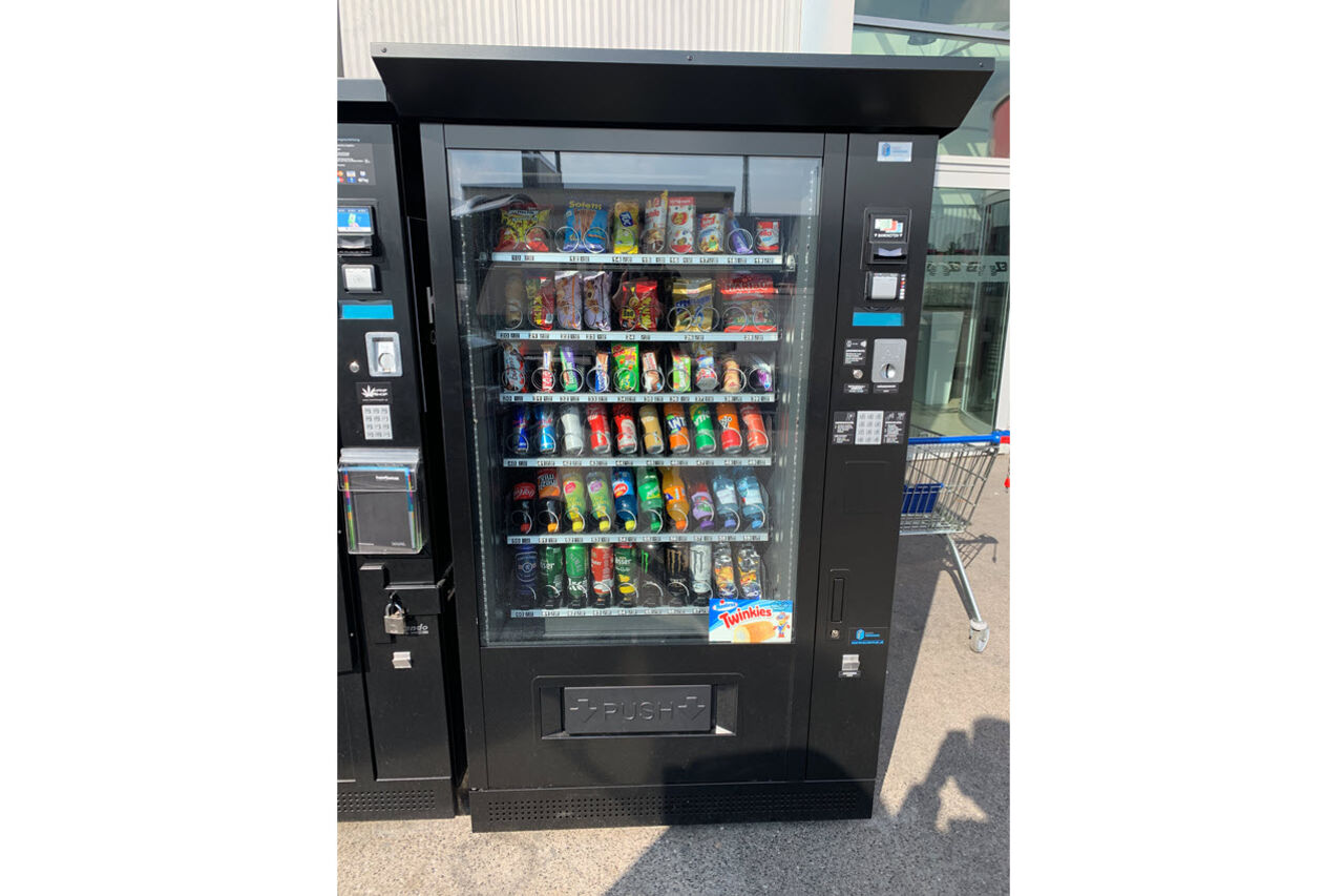 7000 Eisenstadt, EZE-Einkaufszentrum - Getränke & Snackautomat