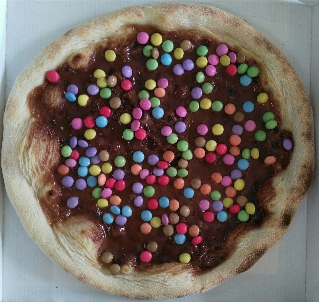 PIZZA DESSERT
CHOCO SMARTIES