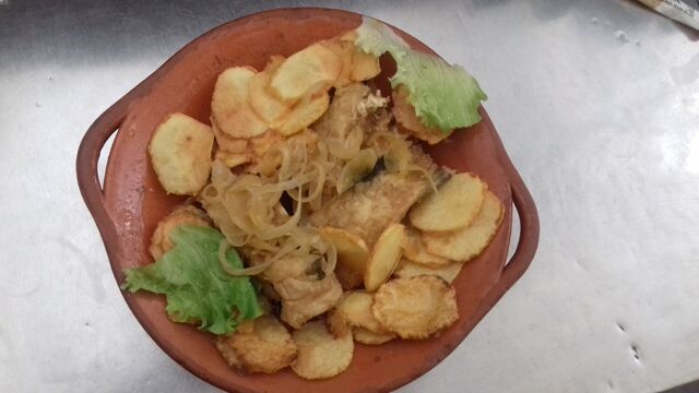 Bacalhau à Casa- Menu Portugal 13,50€ (bebida 0,25 + bacalhau + café ) 