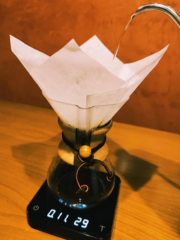 Vous souhaitez découvrir l'univers des méthodes douces et préparer un bon café filtre à la maison. Venez découvrir nos ateliers.