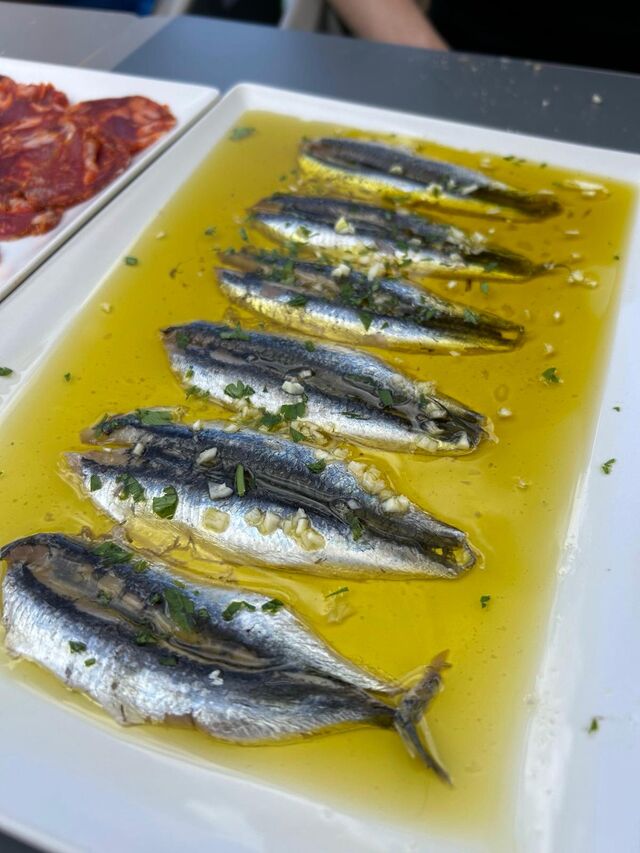 Antxoas del kantabriko en aceite