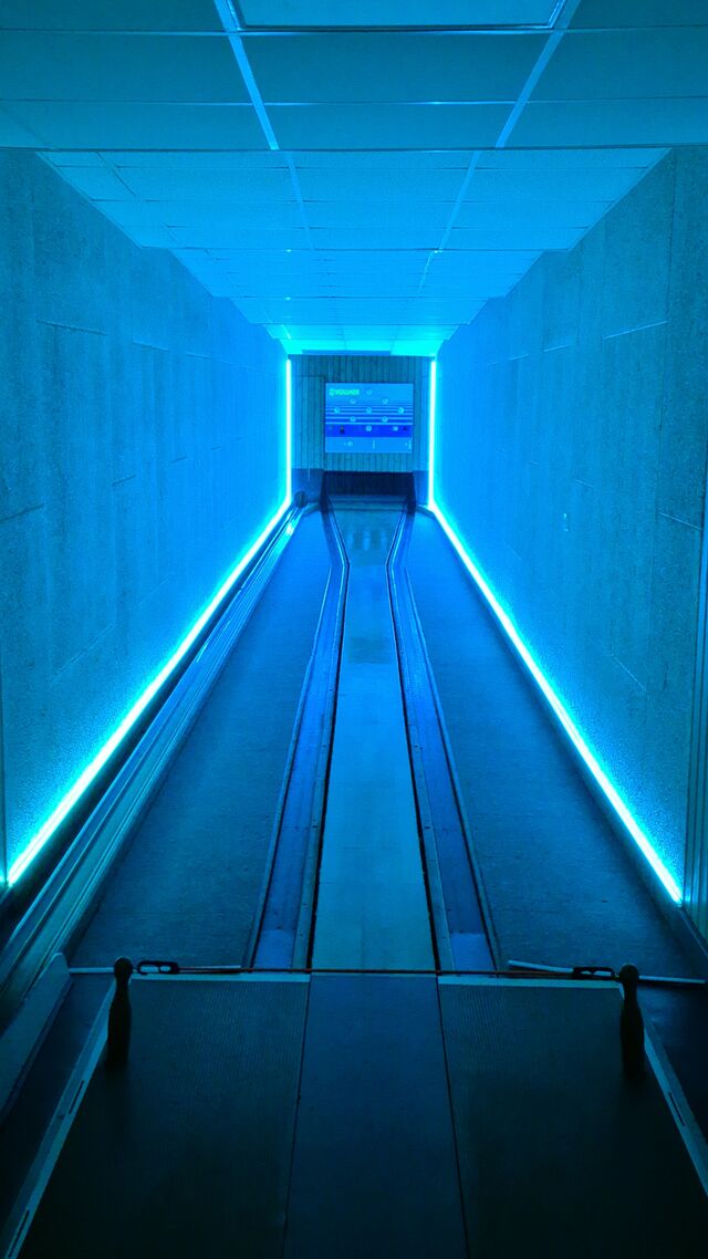 Kegelbahn mit beliebiger LED Beleuchtung