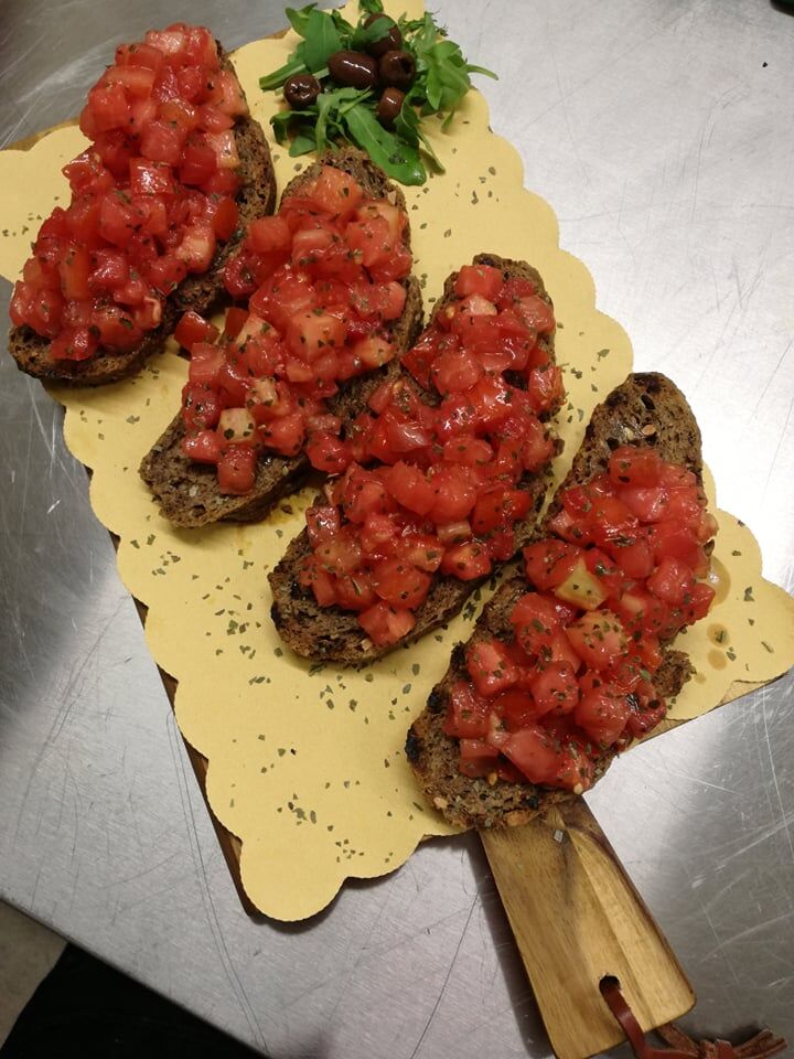 BRUSCHETTA 