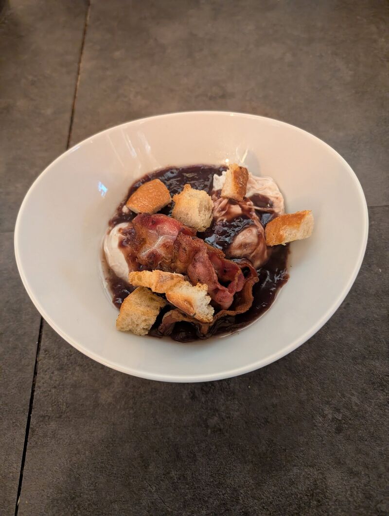 Les oeufs en meurette