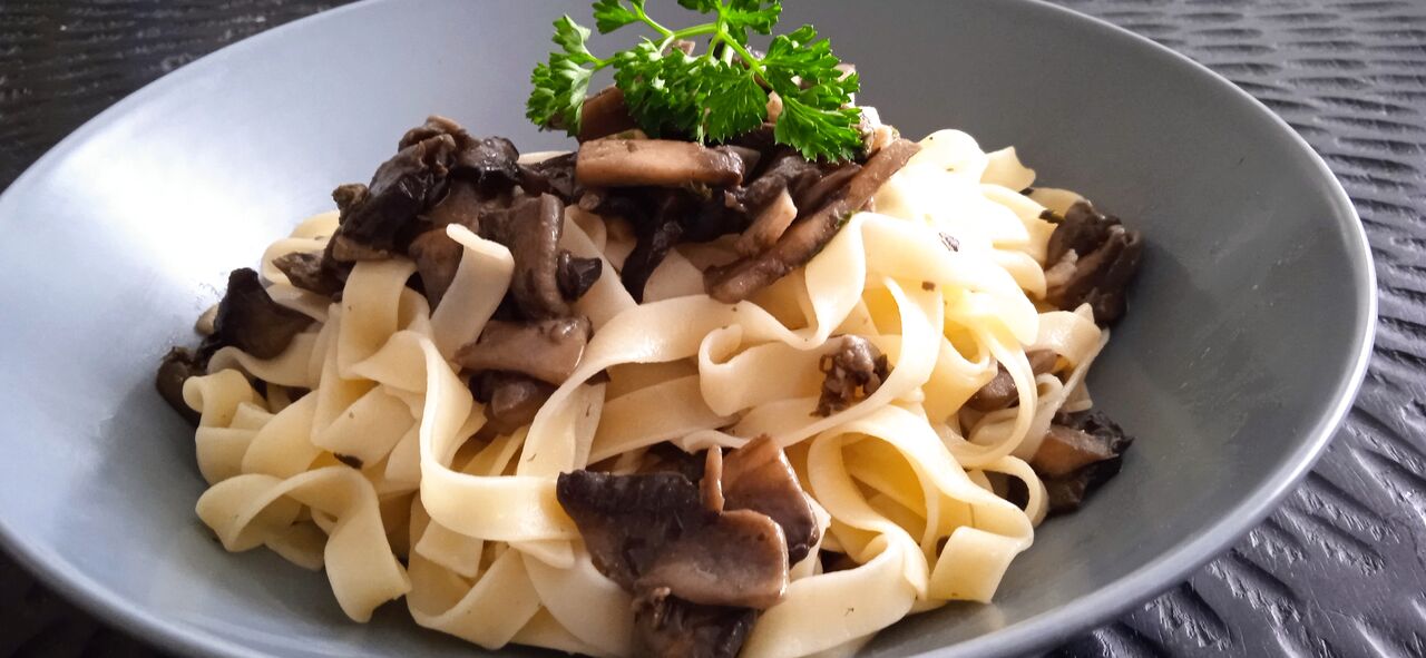 Tagliatelles aux champignons de Paris