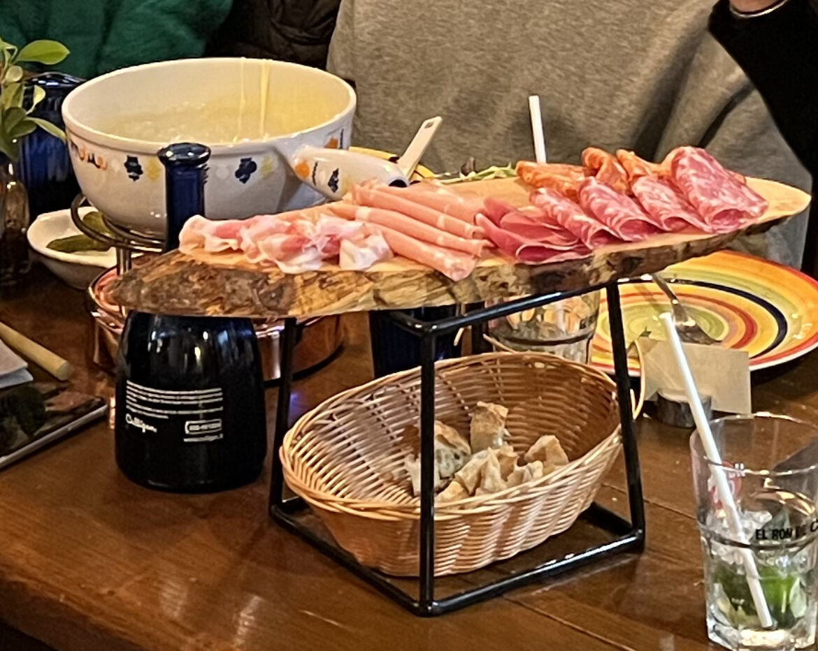 Fondue de Fromage e Charcuterie