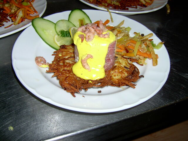 Wolfsbarsch auf Reibekuchen
