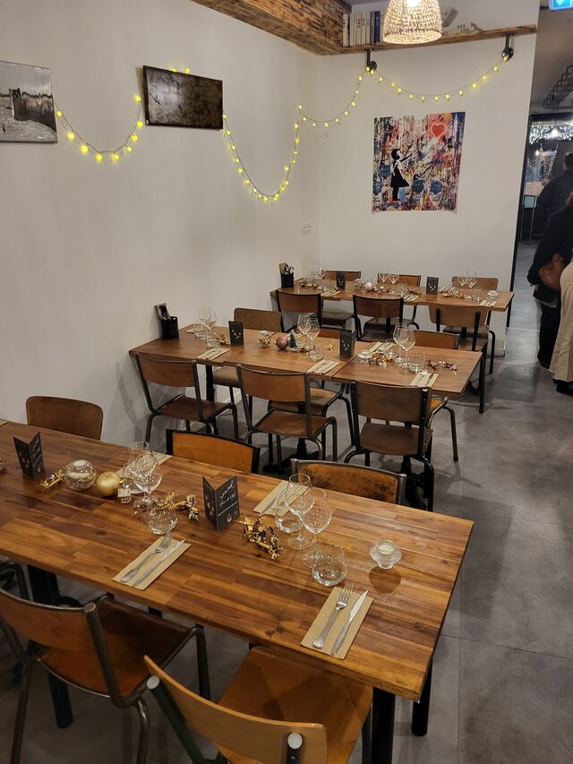 Illustration des plats proposés à la vente à emporter pour la semaine du 02 au 07 novembre