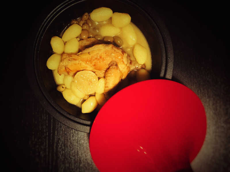 Tajine de Poulet au citron et olives 