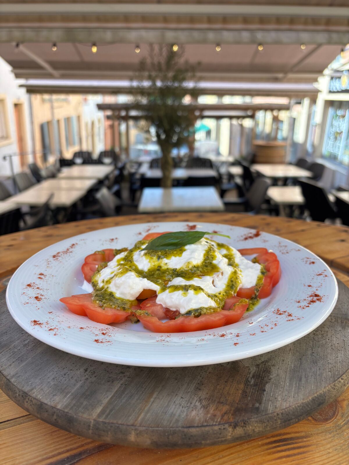 La tomate & mozzarella stracciatella