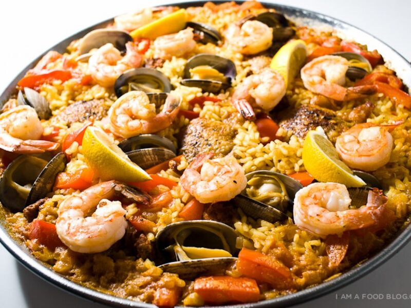 Retrouvez notre best-seller : la Paëlla.
Yuuuuuum! 