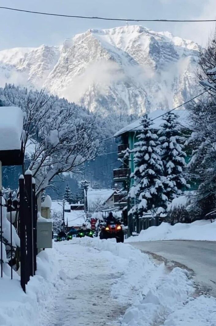 PLIMBĂRI CU ATV-URILE