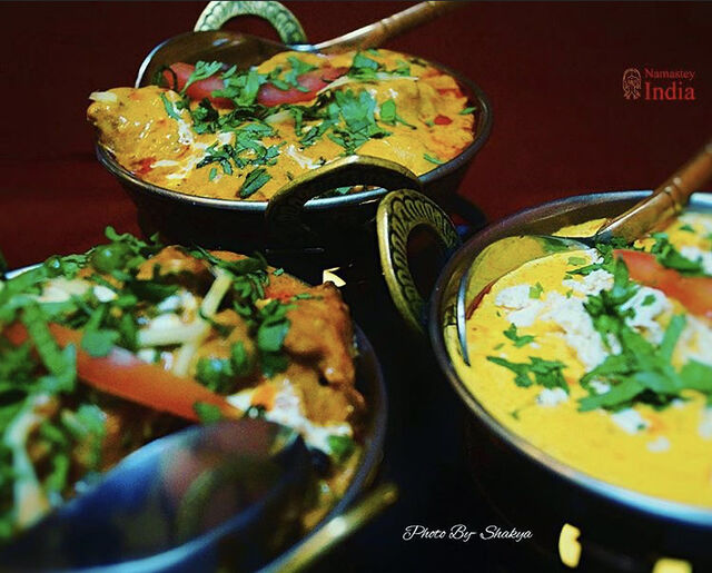 Die Hauptspeise- Butter Chicken, Chicken Tikka Masala und Malai Kofta