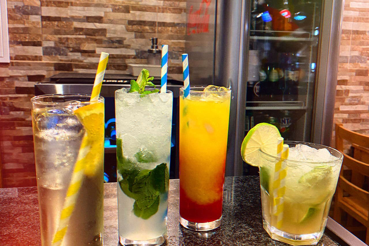 Bebidas/Drinks & Cocktails