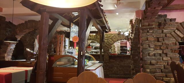 Essen im rustikalem Flair 