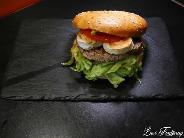 Tu aimes le sucré-salé ? Goûte notre chèvre miel