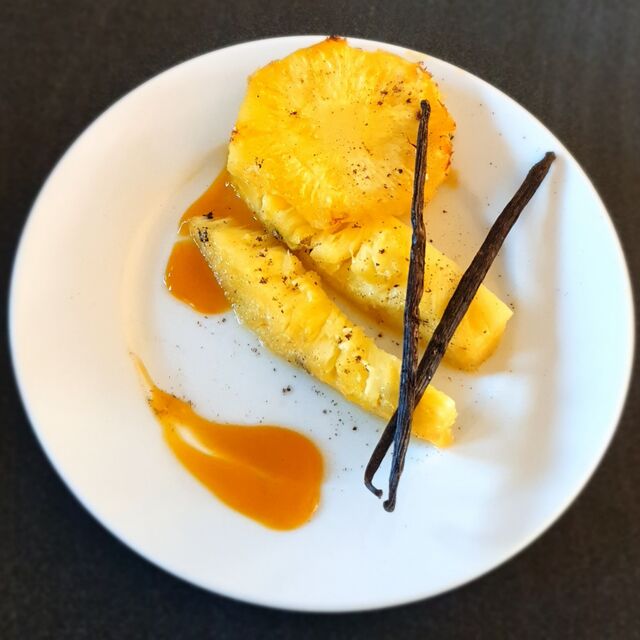 Ananas rôti à la vanille 