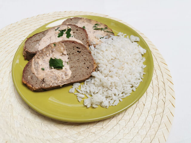 ROLO DE CARNE À ZÍNIA