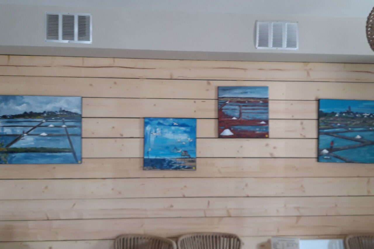 LA CREPERIE EST AUSSI UNE GALERIE