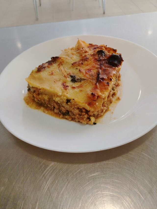 Musaka od kelja, svinjetine i prosa